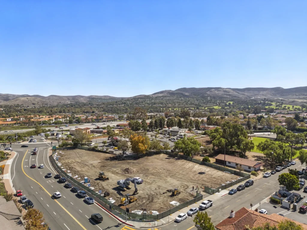 4-web-or-mls-31762 El Camino Real 4